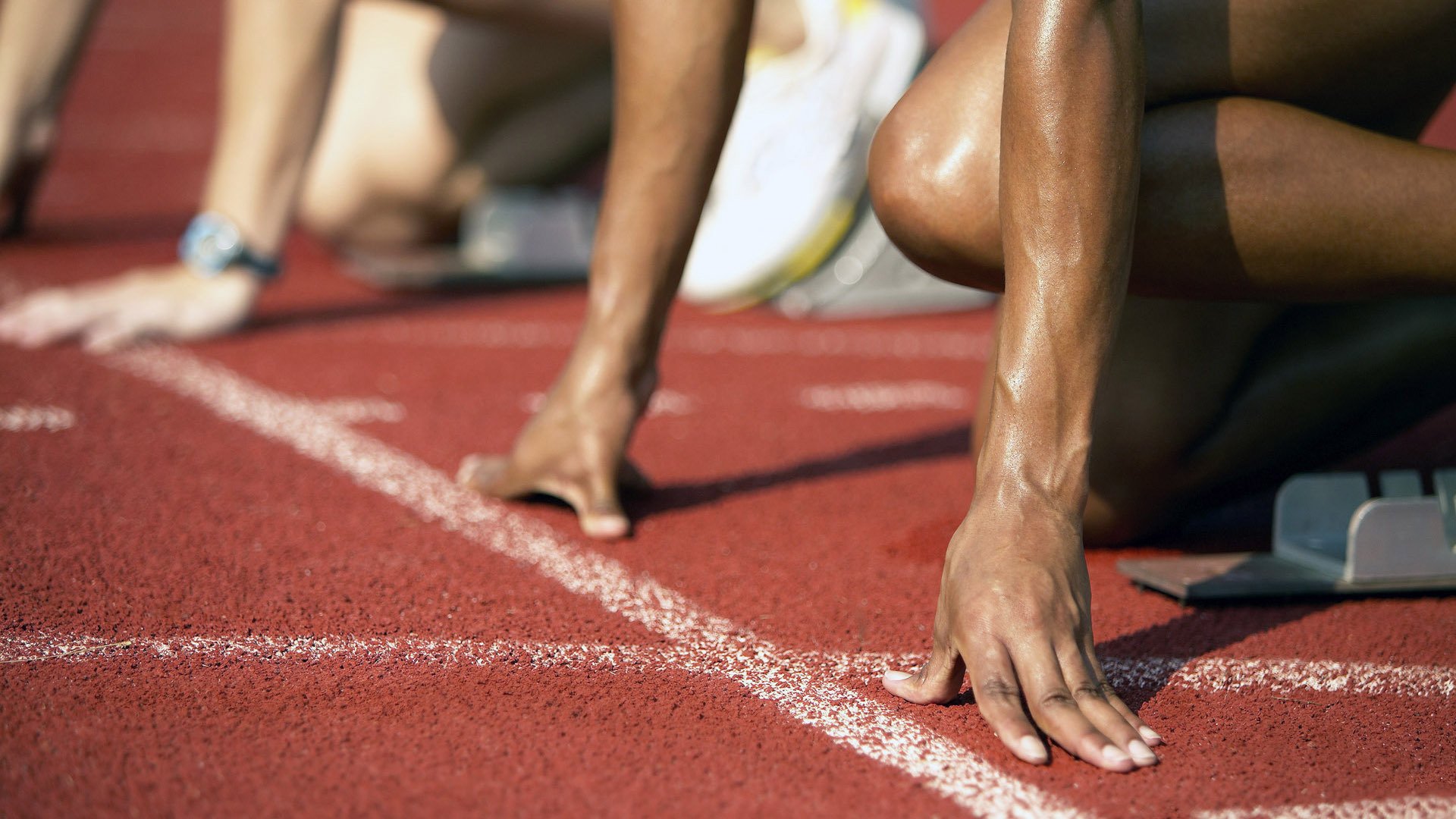 以“足球+文化”驱动产业融合，打造具有中国特色的体育文化品牌